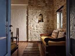 Strofilia Stone Residences