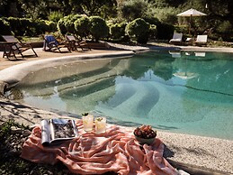 Strofilia Stone Residences