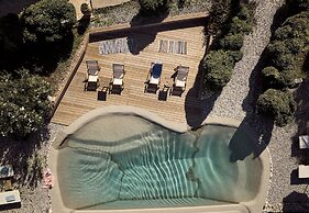 Strofilia Stone Residences