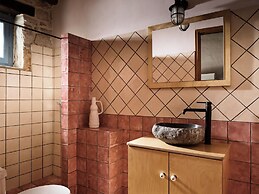 Strofilia Stone Residences