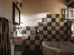 Strofilia Stone Residences