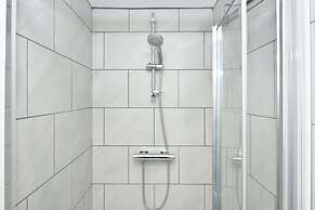 Townhouse @ 24 Brunswick Place Stoke