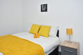 Townhouse @ 24 Brunswick Place Stoke