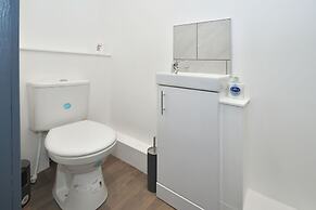 Townhouse @ 24 Brunswick Place Stoke