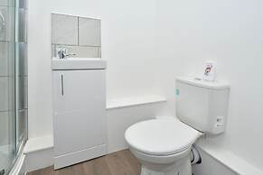 Townhouse @ 24 Brunswick Place Stoke