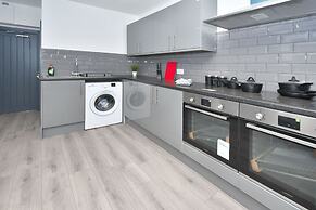 Townhouse @ 24 Brunswick Place Stoke