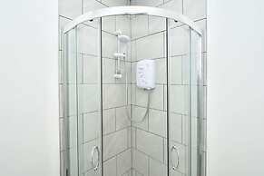 Townhouse @ 24 Brunswick Place Stoke