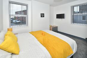 Townhouse @ 24 Brunswick Place Stoke