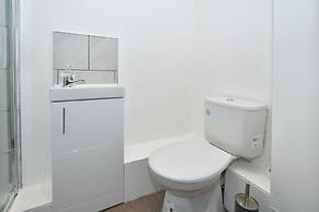 Townhouse @ 24 Brunswick Place Stoke