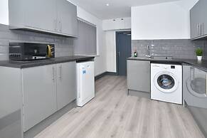 Townhouse @ 24 Brunswick Place Stoke