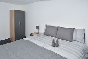 Townhouse @ 24 Brunswick Place Stoke