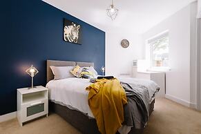 Palmerston House 2 Bedroom Apartments, Reading - 2 Bathroom with Parki