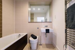 Palmerston House 2 Bedroom Apartments, Reading - 2 Bathroom with Parki