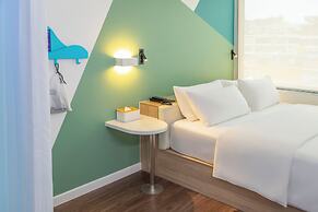 Tru by Hilton Ha Long Hon Gai Centre