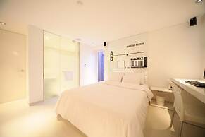 Jongno Hotel Pop Leeds Premier