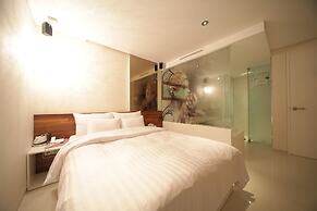 Jongno Hotel Pop Leeds Premier