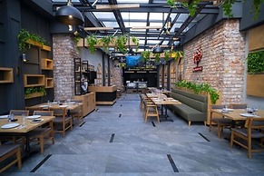 Serenity Comfort Hotel