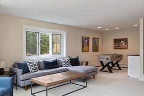 River House in the Heart of Middlebury