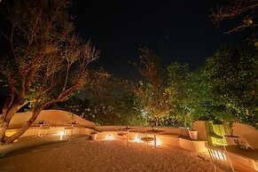 Devraj Villa-A Luxury Homestay with Pool