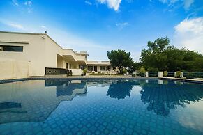 Devraj Villa-A Luxury Homestay with Pool