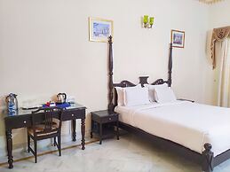 Devraj Villa-A Luxury Homestay with Pool