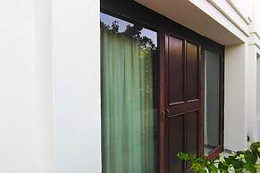 Devraj Villa-A Luxury Homestay with Pool