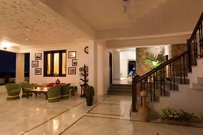 Devraj Villa-A Luxury Homestay with Pool