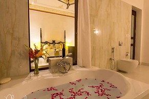 Devraj Villa-A Luxury Homestay with Pool