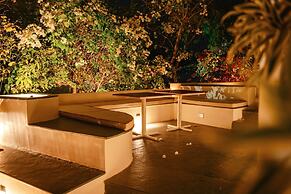 Devraj Villa-A Luxury Homestay with Pool