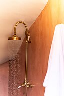 Pink Freud Villas Santorini