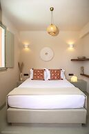 Pink Freud Villas Santorini