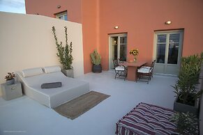 Pink Freud Villas Santorini