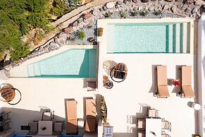 Pink Freud Villas Santorini