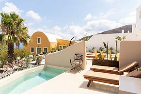 Pink Freud Villas Santorini