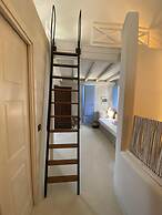 Pink Freud Villas Santorini