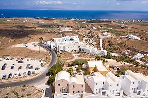 Pink Freud Villas Santorini