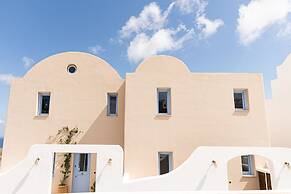 Pink Freud Villas Santorini