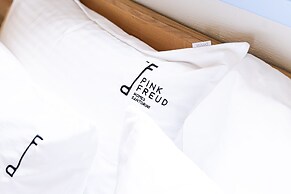 Pink Freud Villas Santorini