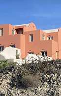 Pink Freud Villas Santorini