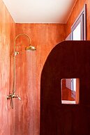 Pink Freud Villas Santorini