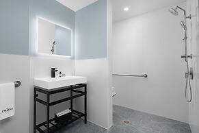 The ENGLISH Hotel, Las Vegas, a Tribute Portfolio Hotel, 21 and over