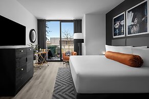 The ENGLISH Hotel, Las Vegas, a Tribute Portfolio Hotel, 21 and over