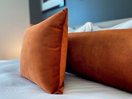 The ENGLISH Hotel, Las Vegas, a Tribute Portfolio Hotel, 21 and over