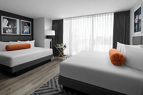 The ENGLISH Hotel, Las Vegas, a Tribute Portfolio Hotel, 21 and over