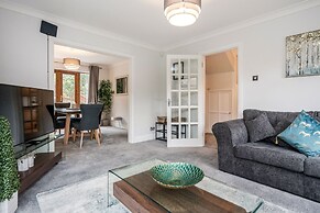 Maidenhead  Pet Friendly  4 Bed House