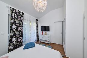 Beachfront Sun Garden Villas