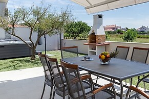 Beachfront Sun Garden Villas