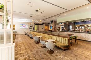 Mill Hotel Milperra Panania