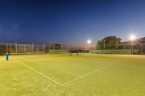 Aeolian Village Beach Resort