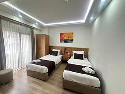 Hotel La SERA